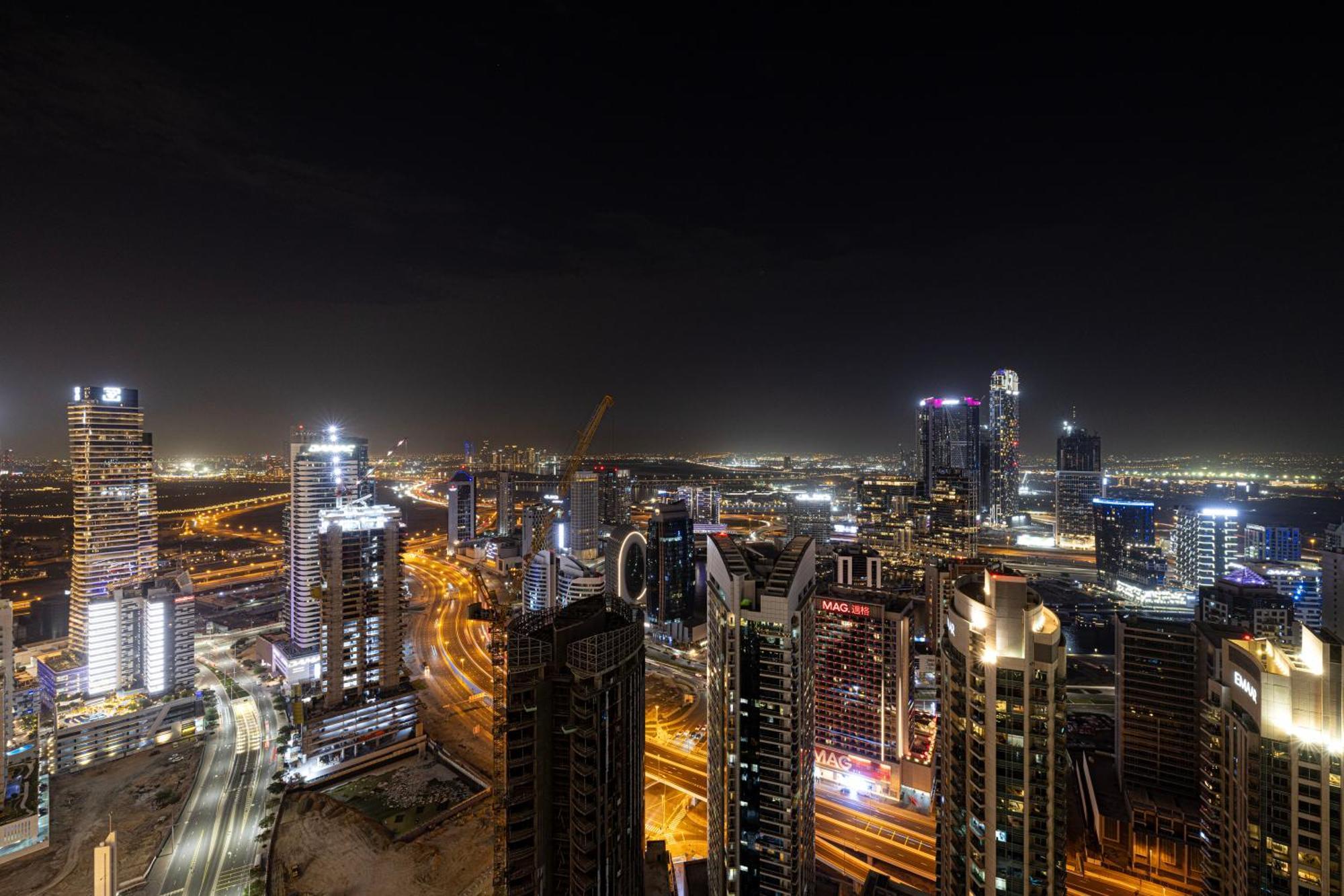 Smartstay At Burj Royale - Full Burj Khalifa View - Brand New Luxury Apartments Dubai Esterno foto