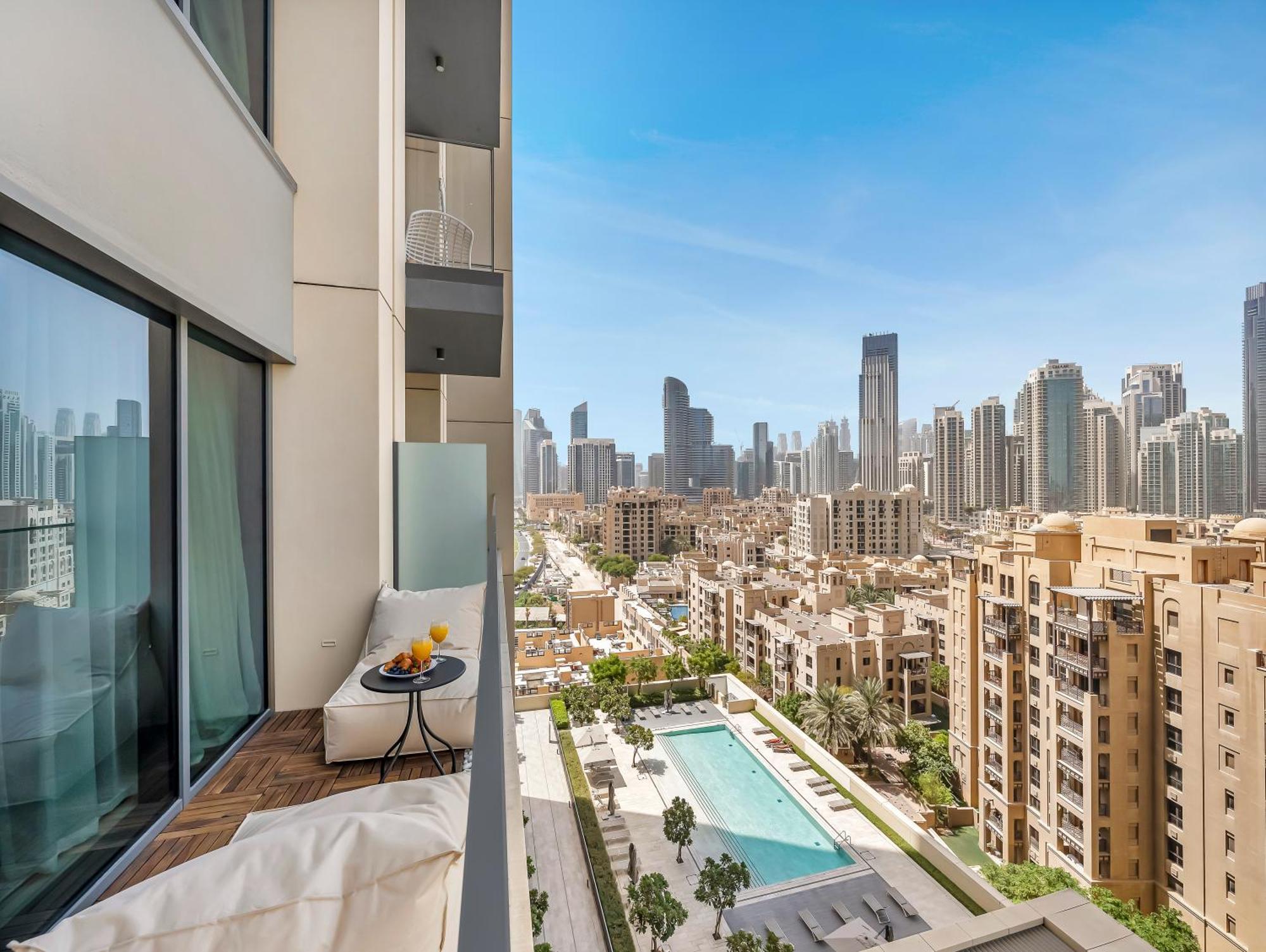 Smartstay At Burj Royale - Full Burj Khalifa View - Brand New Luxury Apartments Dubai Esterno foto